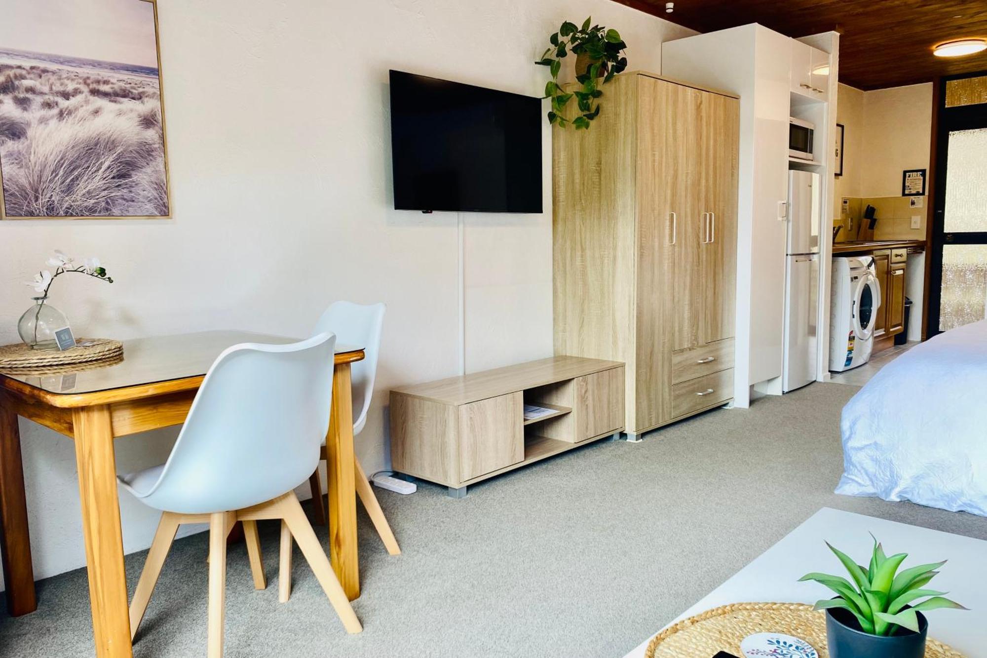 The Swiss Chalet Holiday Apartment 5, Bay Of Islands Paihia Exterior photo